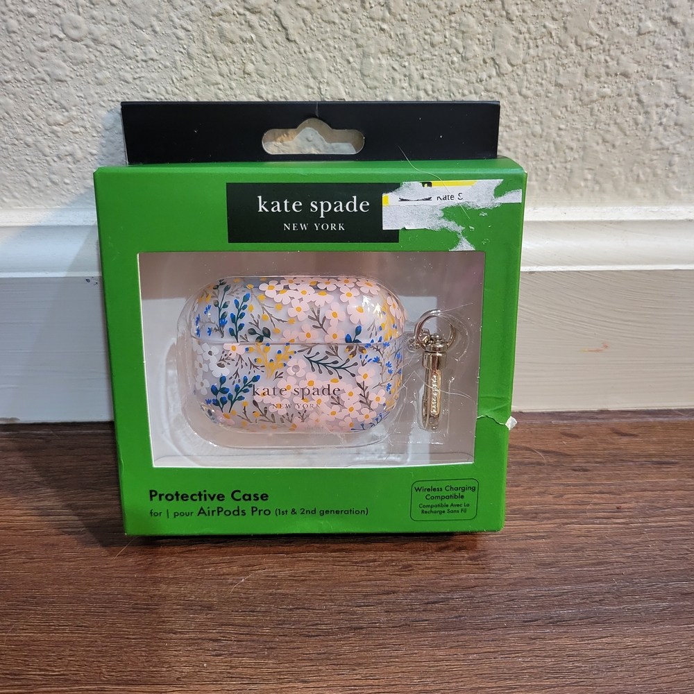 Kate Spade Floral AirPods Pro Case 1st & 2nd Generation NEW damaged Box